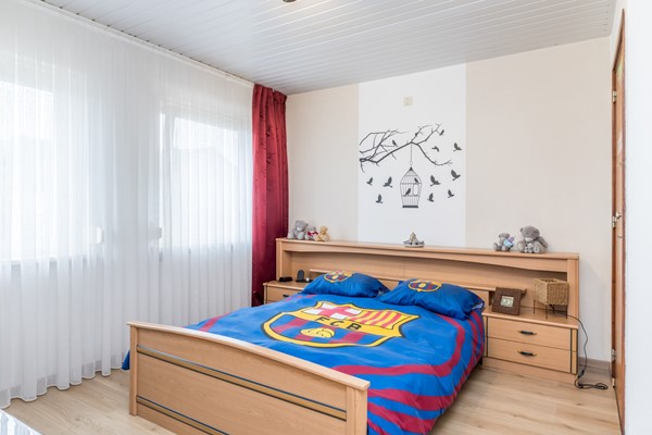 Foto - Te koop: Ruime goed onderhouden geschakelde 2 onder 1 kap woning in Bocholtz